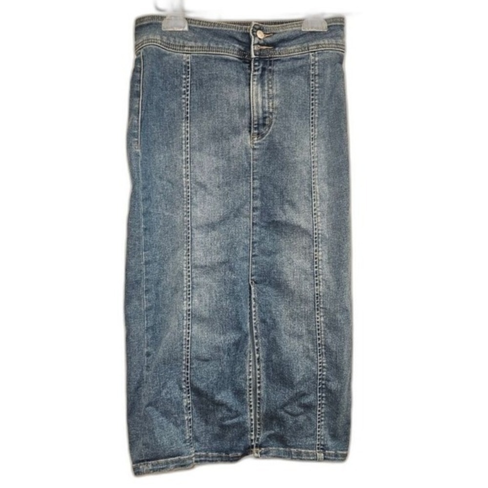 We The Free Women's Pencil Denim Jean Slit Midi Skirt Medium Wash Size 26 EUC - Picture 4 of 10